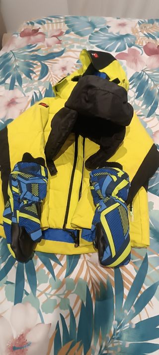 Gorro y guantes de nieve 