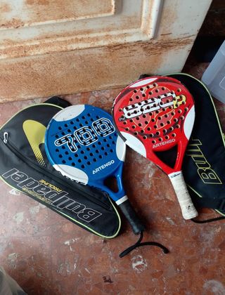 Palas de pádel Artengo y Wilson