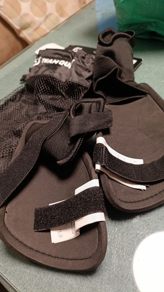 Espinilleras de fútbol Team Quest Talla M