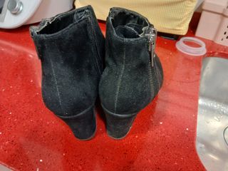 Botines ante negro talla 37