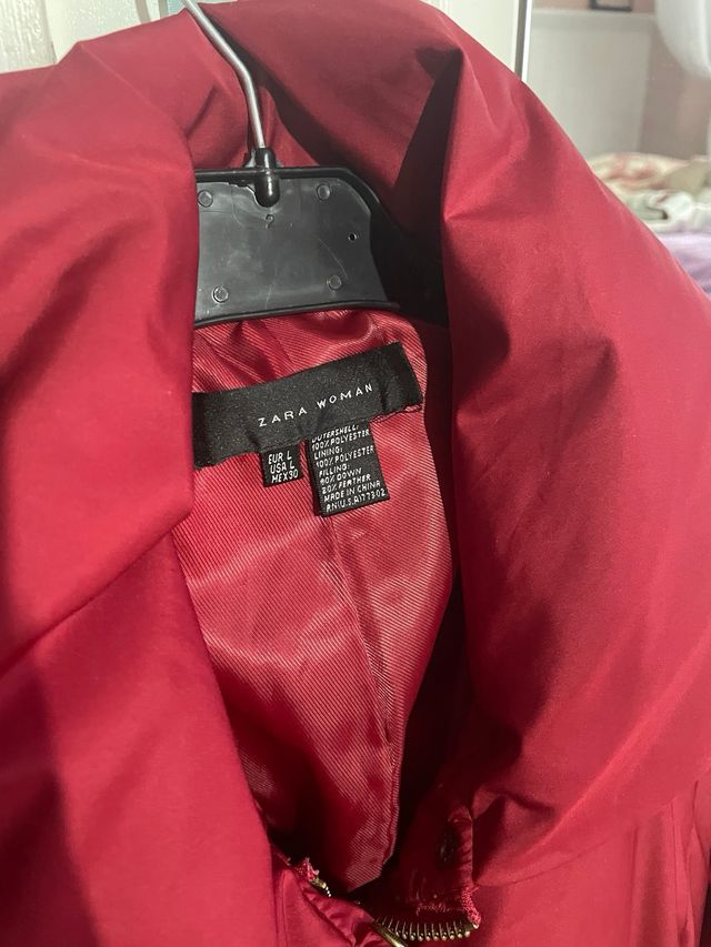 Abrigo Zara de plumas Rojo Talla l