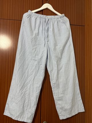 Pantalón fluido rayas azules y blancas