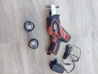 Sierra de sable STAYER 12V SS122