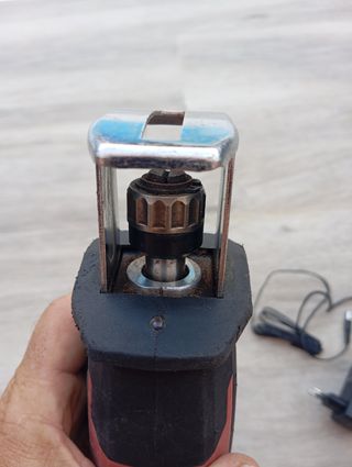 Sierra de sable STAYER 12V SS122