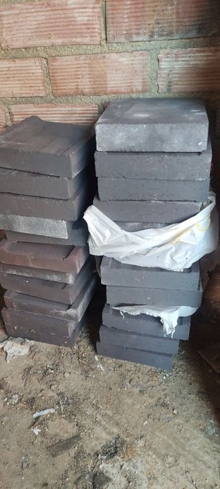 35 Ladrillos refractarios