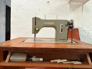 Máquina de coser Wertheim