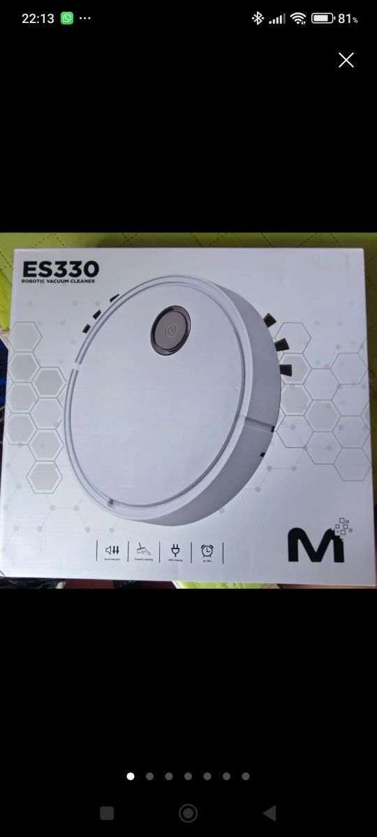 Robot de limpieza blanco