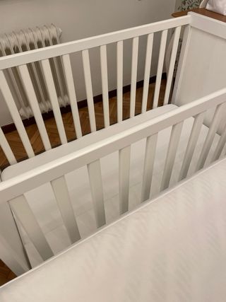 Cuna y colchón bebé IKEA sin estrenar