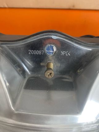 Faro Piaggio X8