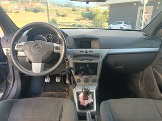 Opel Astra 2008