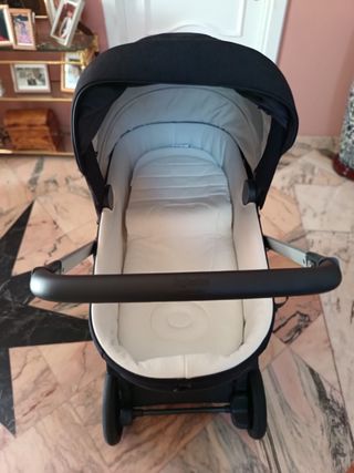 Carro Bebe - Inglesina Aptica Quattro + Darwin