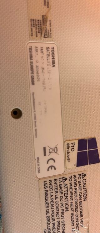 Portátil Toshiba Plata