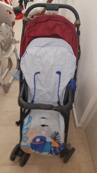 Silla de paseo JOIE dos posiciones