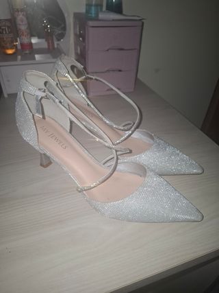 Scarpe con tacco argento glitterato eleganti 