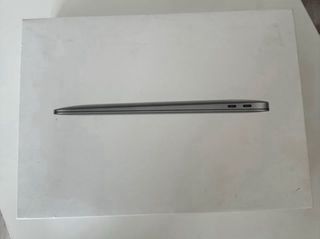 Apple MacBook Air i5 8GB 128GB Plata