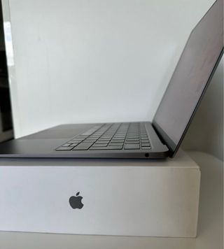 Apple MacBook Air i5 8GB 128GB Plata