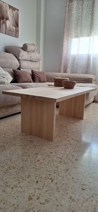 Mesa de centro de madera