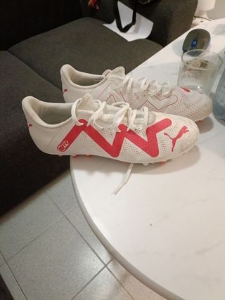 Bambas Fútbol Puma Tacos Blancas y Rojas