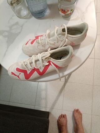 Bambas Fútbol Puma Tacos Blancas y Rojas