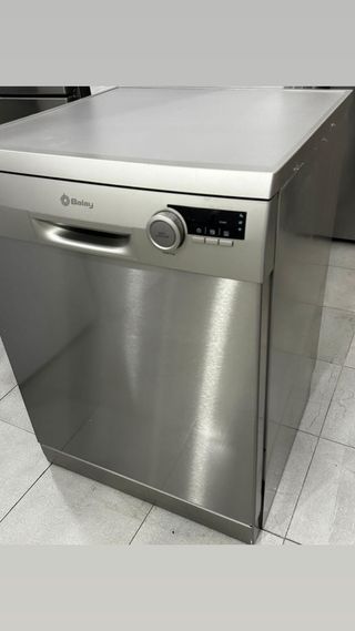 LAVAVAJILLAS MARCA BALAY EN INOX 