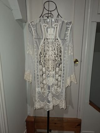 Kimono beige encaje talla única