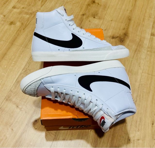 Nike Blazer Cuero Blancas Talla 38.5
