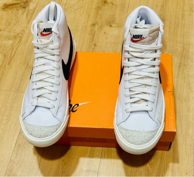 Nike Blazer Cuero Blancas Talla 38.5