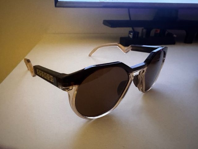 Gafas Oakley Kilian Mbappe Marrones