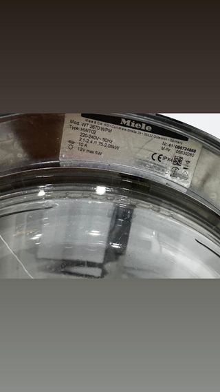 LAVADORA SECADORA MARCA MIELE 