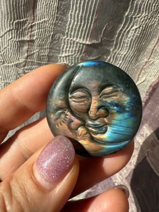 Figura Sol e Lua em Labradorita Azul