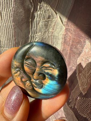 Figura Sol e Lua em Labradorita Azul