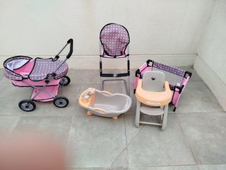 Cuna, bañera y trona de juguete