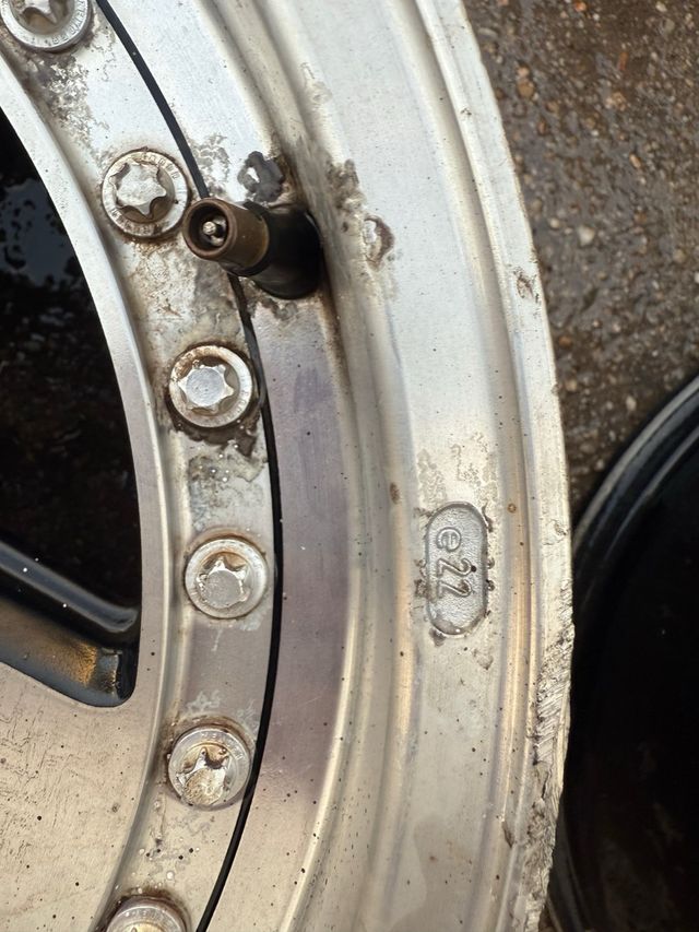 llantas alemanas marca zenden de 15” de Mercedes