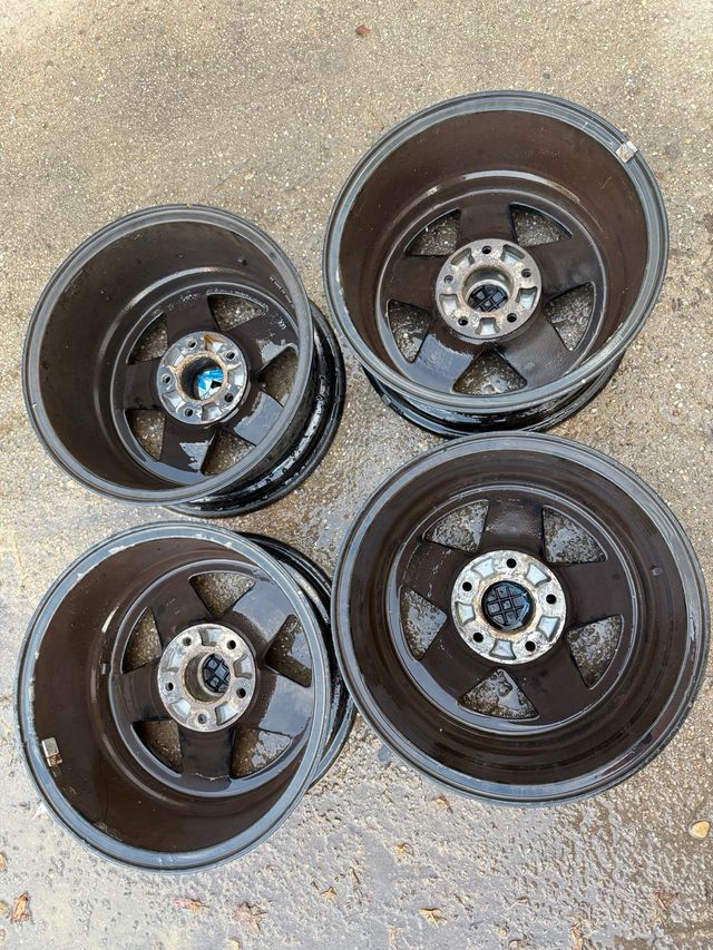 llantas alemanas marca zenden de 15” de Mercedes