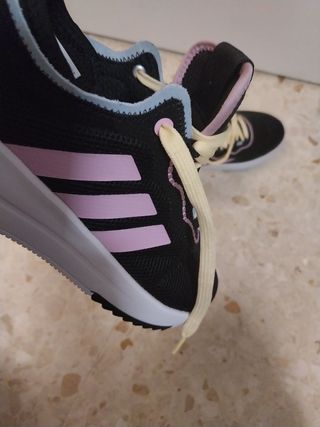 Zapatillas Adidas Mujer Negras y Rosas