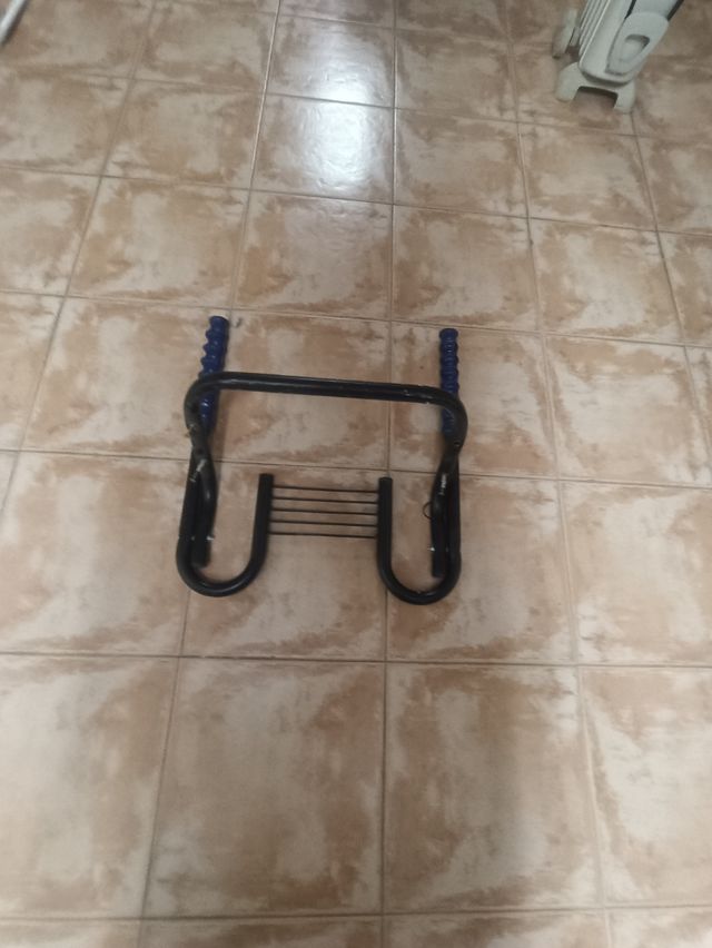 Barra para colgar bicis