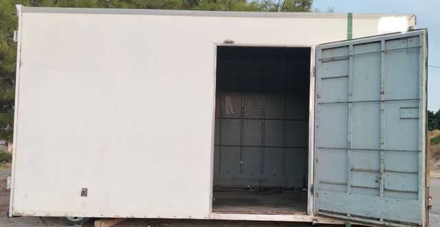 Posiblidad de porte Lorca o cerca
Caseta para rieg