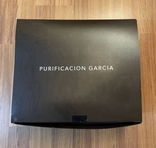 Caja de cartón de purificacion garcia marrón