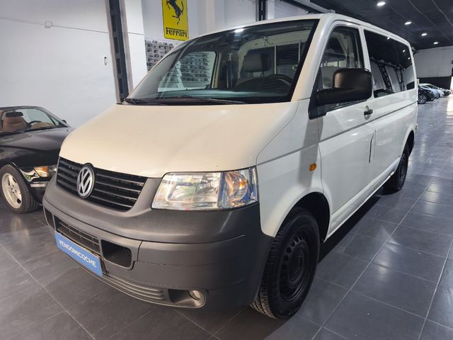 Volkswagen Transporter T5 2009