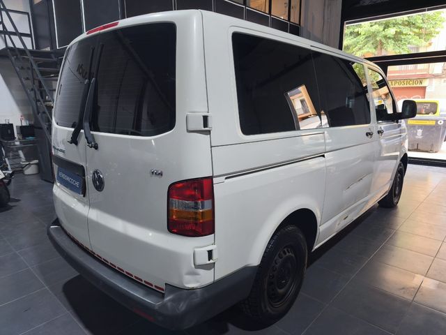 Volkswagen Transporter T5 2009