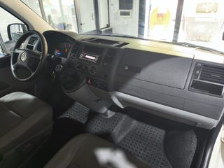 Volkswagen Transporter T5 2009
