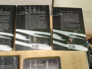 Lote 7 novelas de suspense y terror