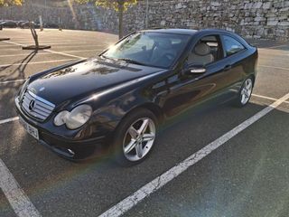 Mercedes-Benz Clase C 2001