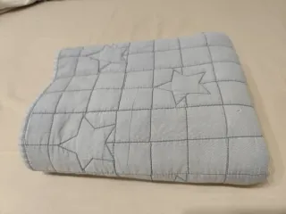 Manta cuna Zara Home estrellas