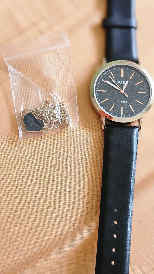 Reloj y pulsera corazón a juego para mujer