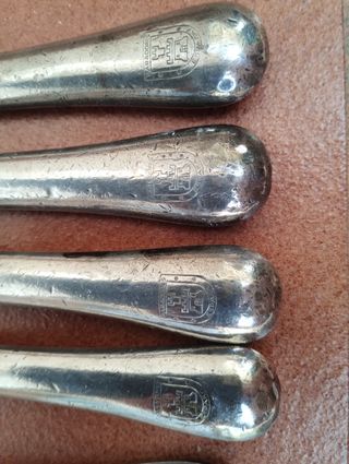 cubiertos antiguos Meneses - 8 piezas