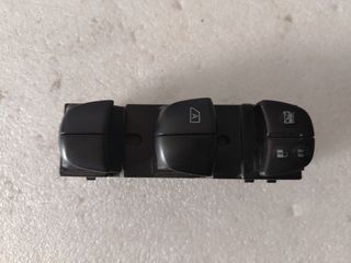 Mando Elevalunas Delantero Izquierdo Nissan Juke