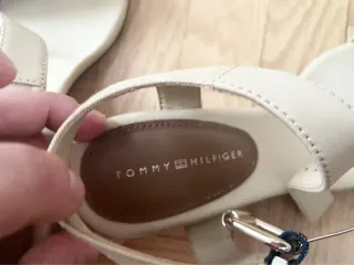 Sandali Tommy Hilfiger Beige Donna Tg 36