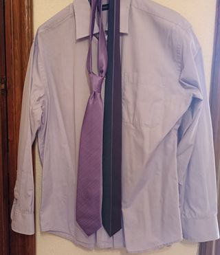 Traje de caballero azul marino como nuevo