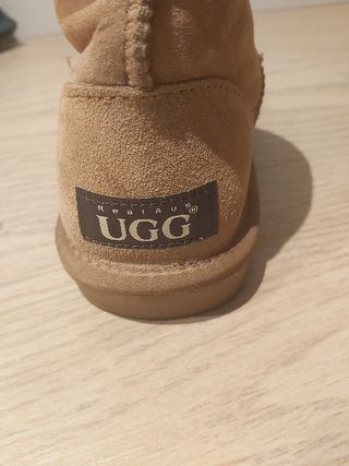 CAMBIO UGG Australia  Talla 41  por talla 39/ 40